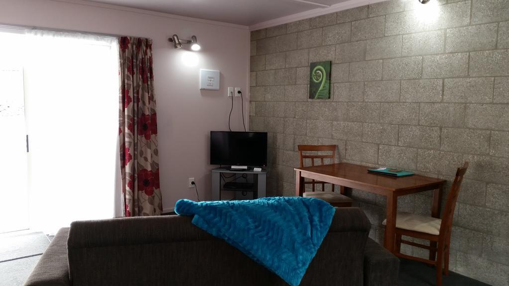 Abbey Court Motel Coromandel Екстер'єр фото