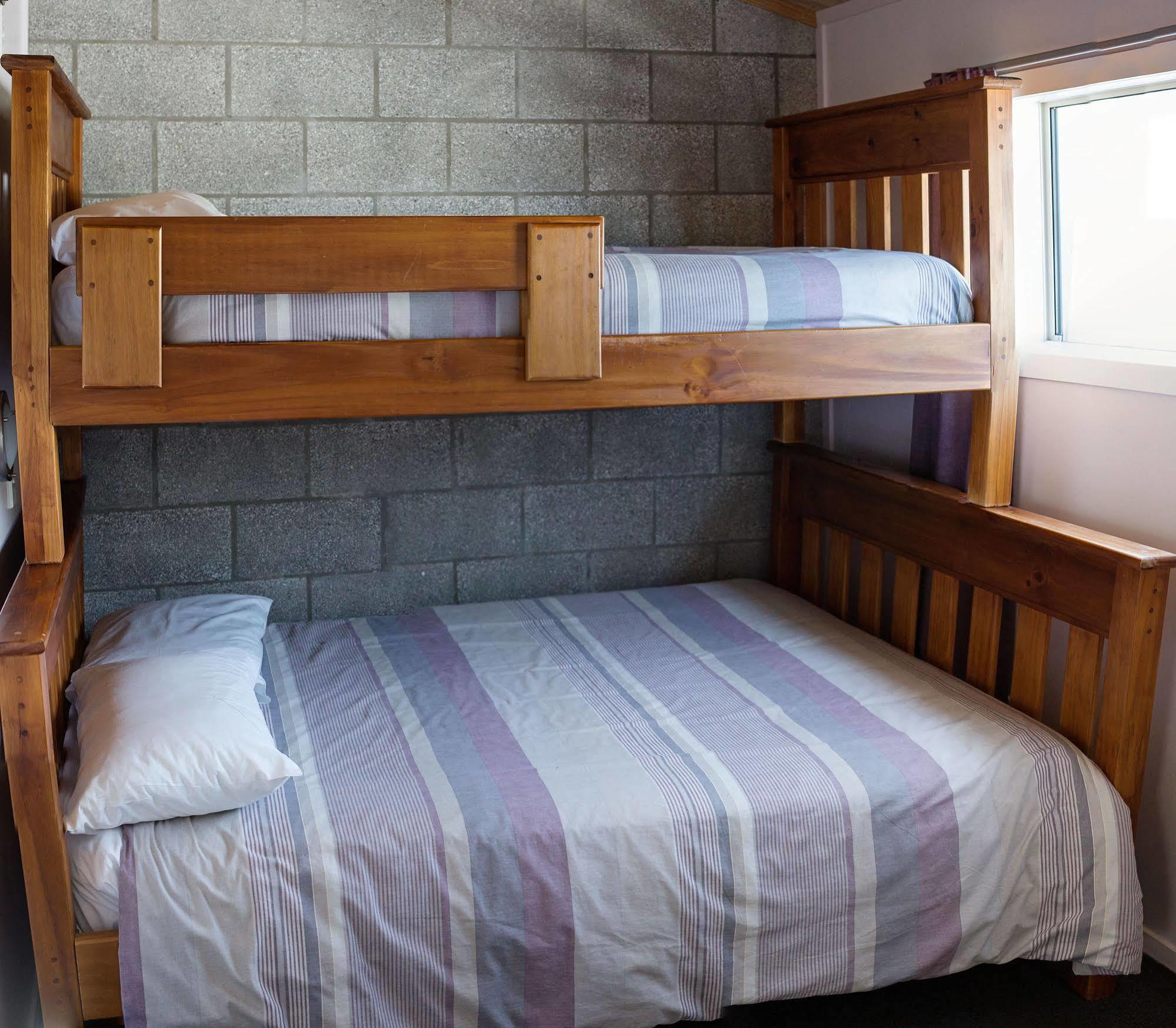 Abbey Court Motel Coromandel Екстер'єр фото