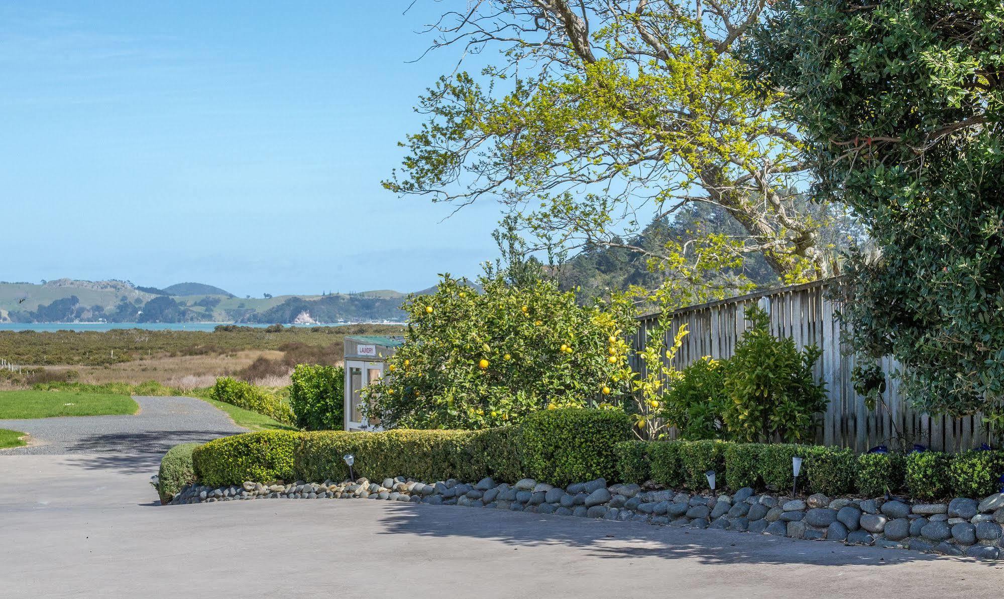 Abbey Court Motel Coromandel Екстер'єр фото